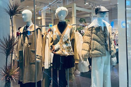 VIVIS薇薇希/UAU店铺展示